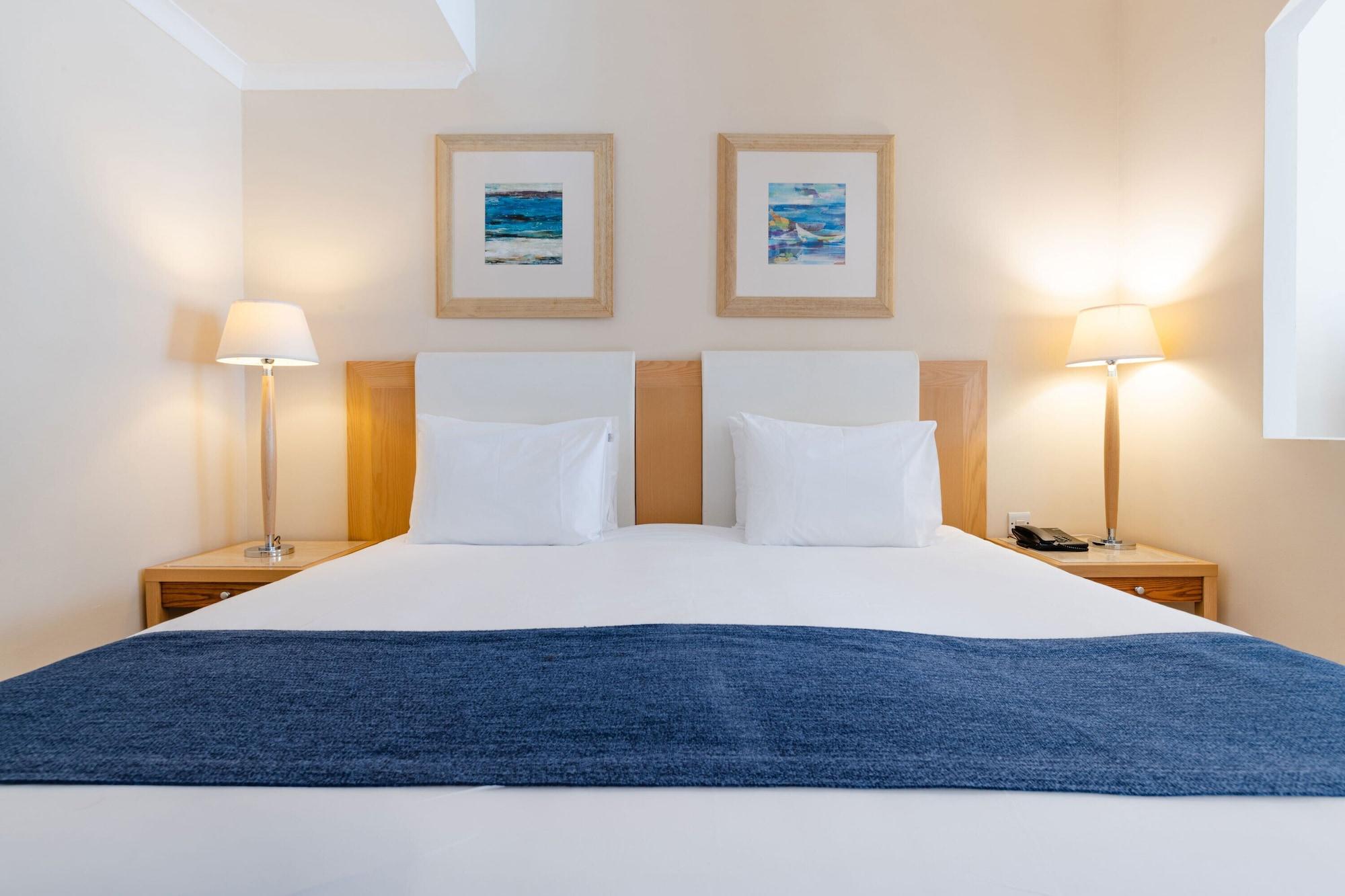 Hotel Maritim Antonine & 4*
